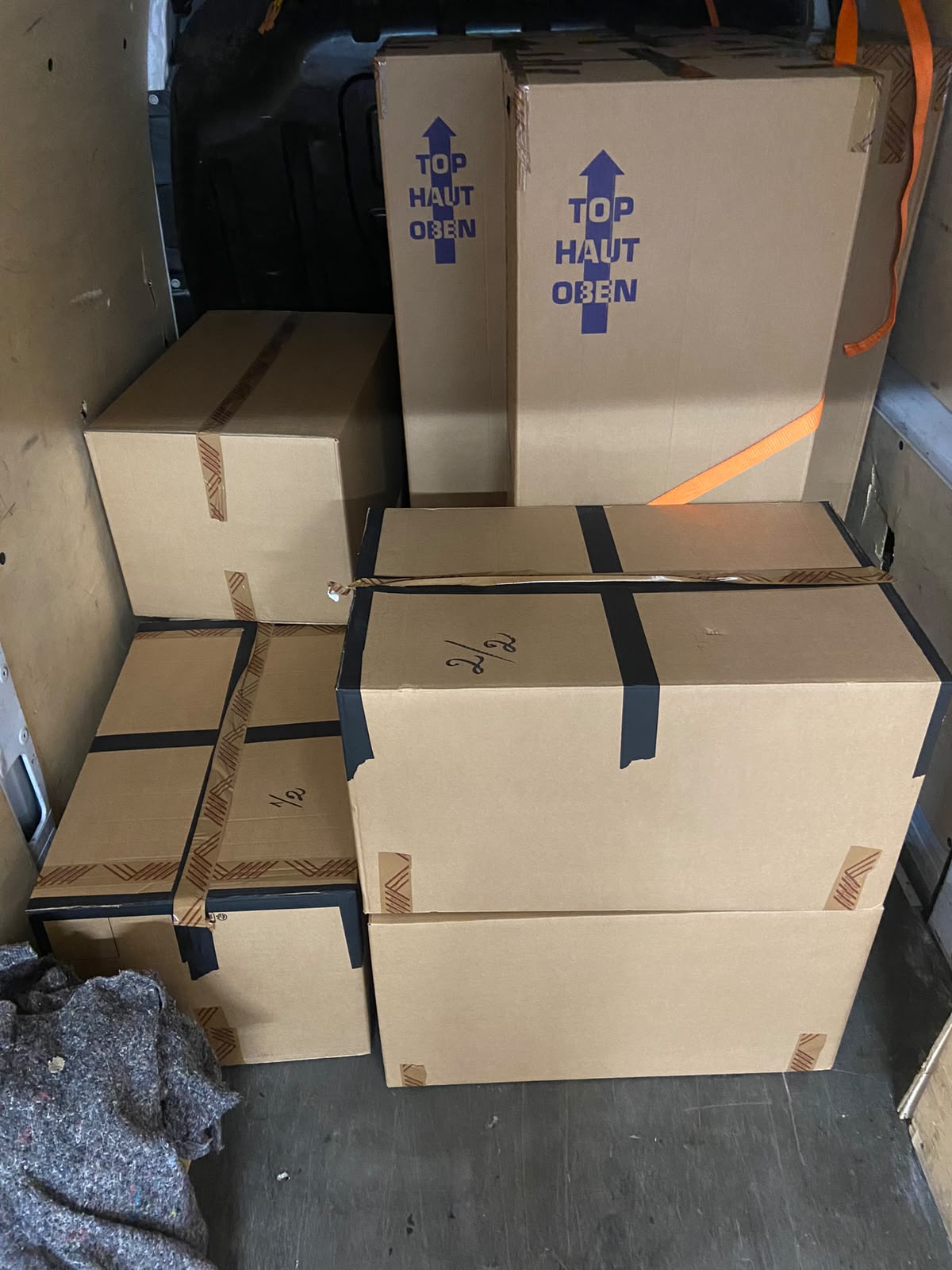 Cartons déménagement bien emballés Île-de-France - Prestige Transport